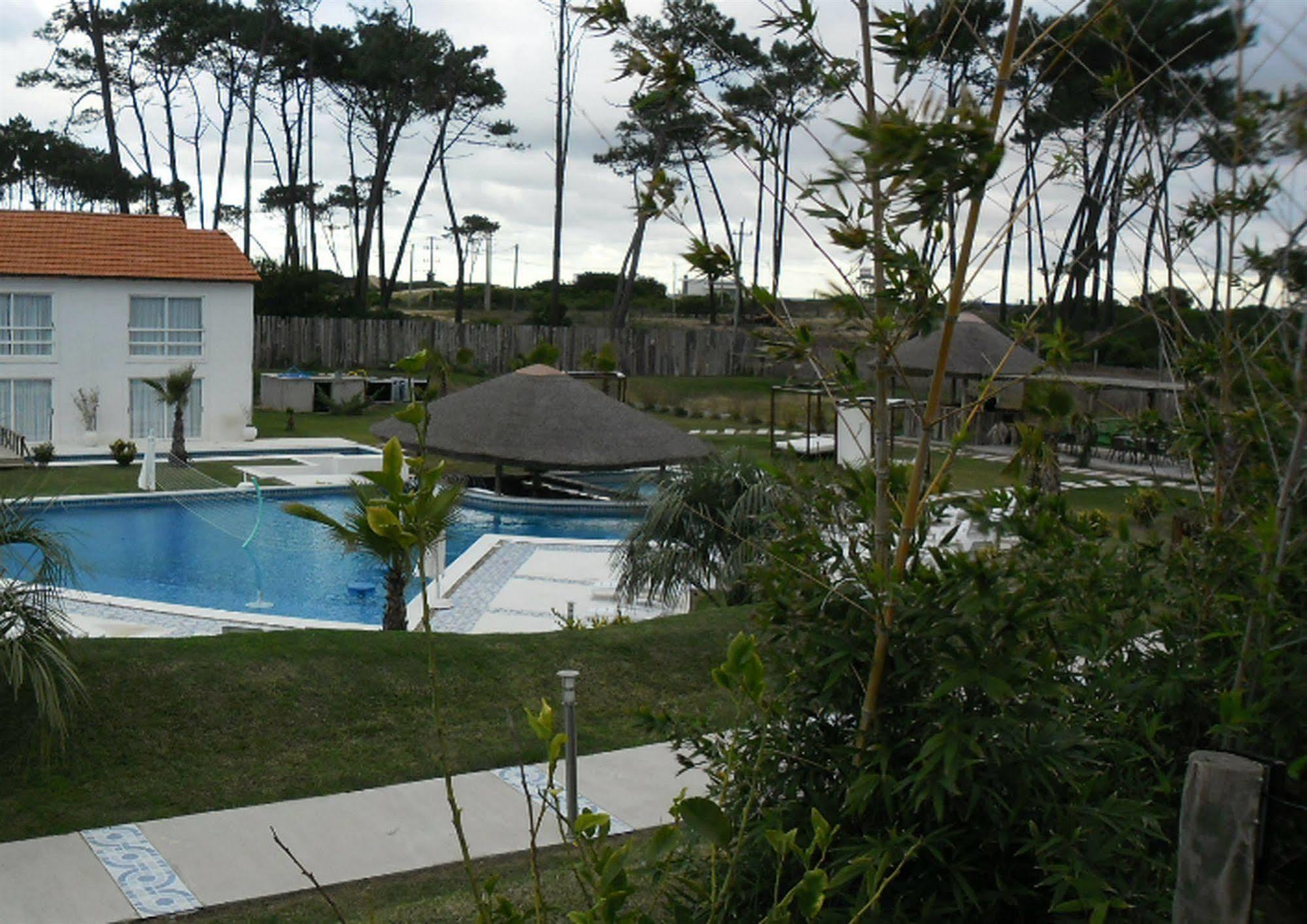 Punta Del Este Arenas Hotel Chihuahua Exteriör bild