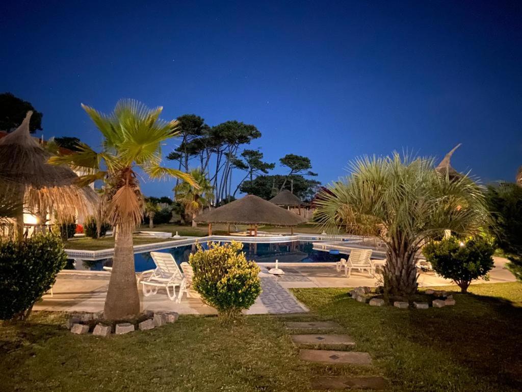 Punta Del Este Arenas Hotel Chihuahua Exteriör bild